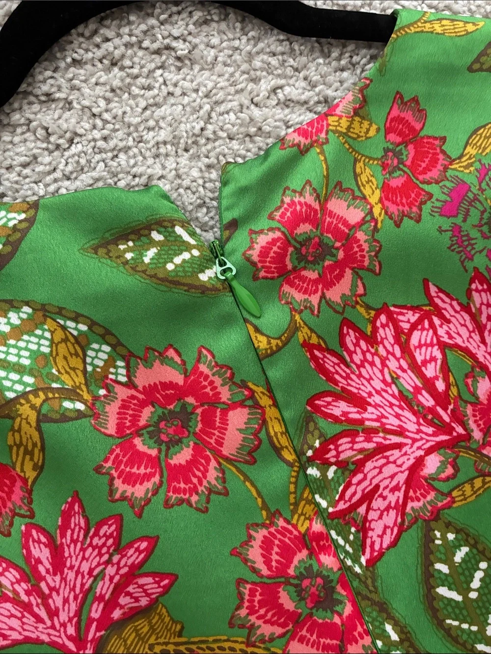 Sugarlips Green Floral Tie-Front Midi Dress with Pink Accents